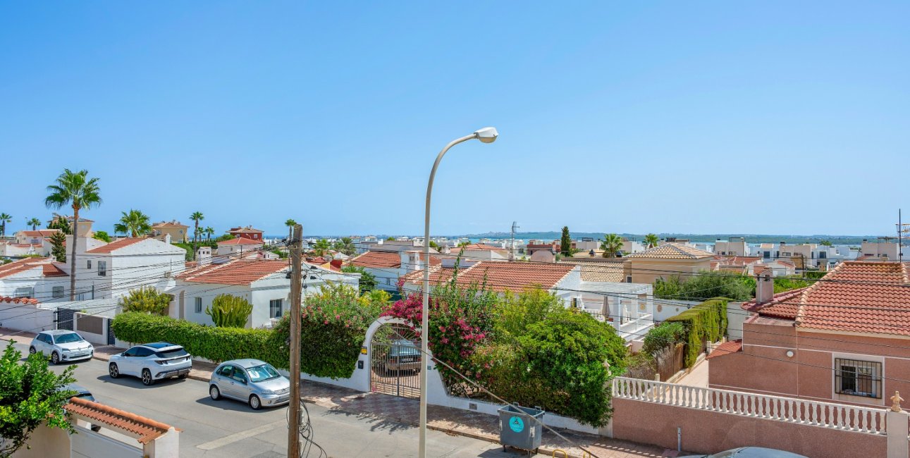 Resale - Villa -
Ciudad Quesada - Ciudad Quesada - Town