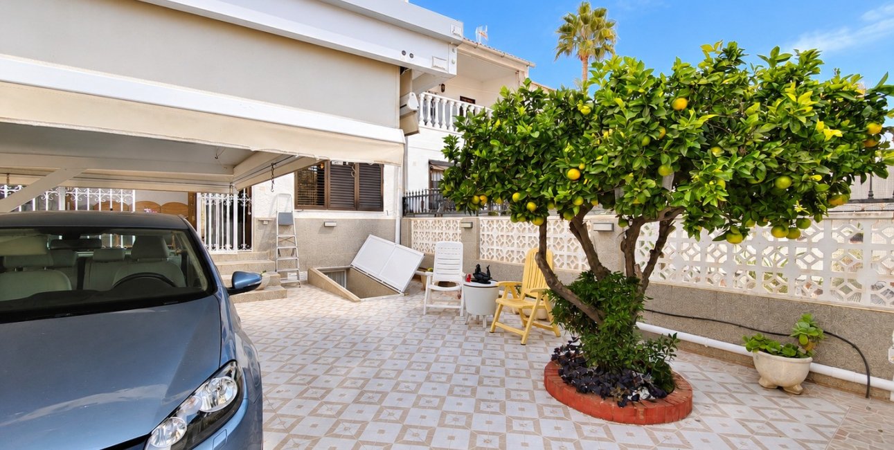 Reventa - Adosado -
Torrevieja - Torrevieja - Centre