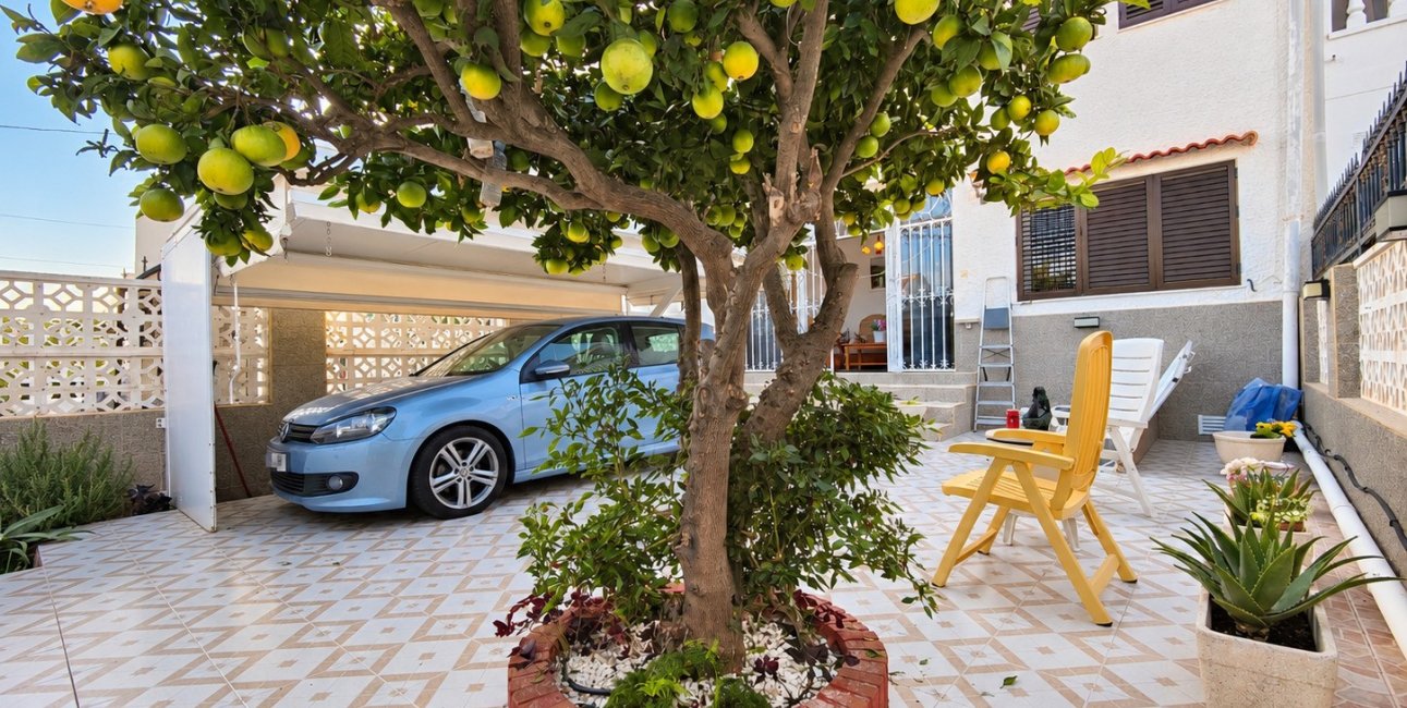 Reventa - Adosado -
Torrevieja - Torrevieja - Centre