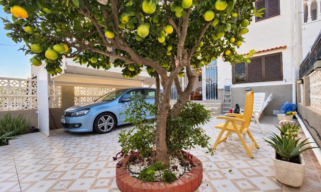 Reventa - Adosado -
Torrevieja - Torrevieja - Centre
