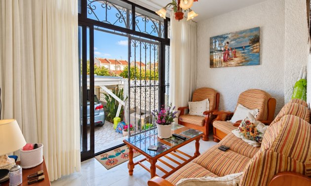 Reventa - Adosado -
Torrevieja - Torrevieja - Centre