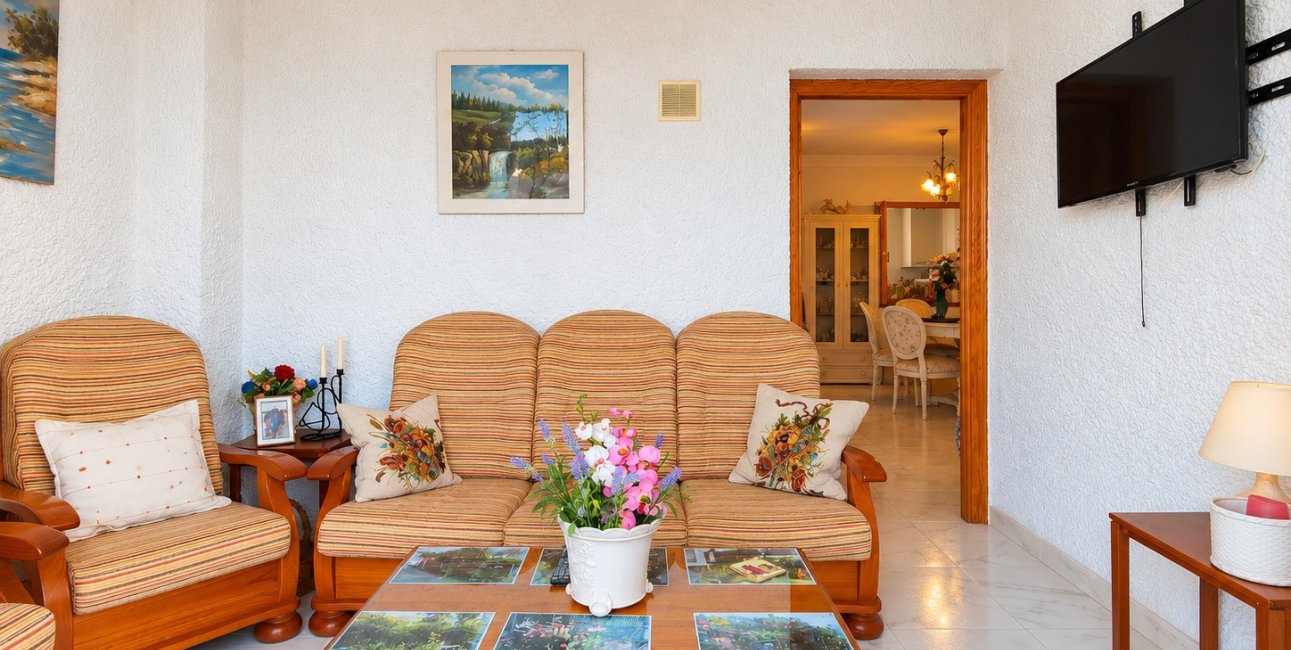 Reventa - Adosado -
Torrevieja - Torrevieja - Centre