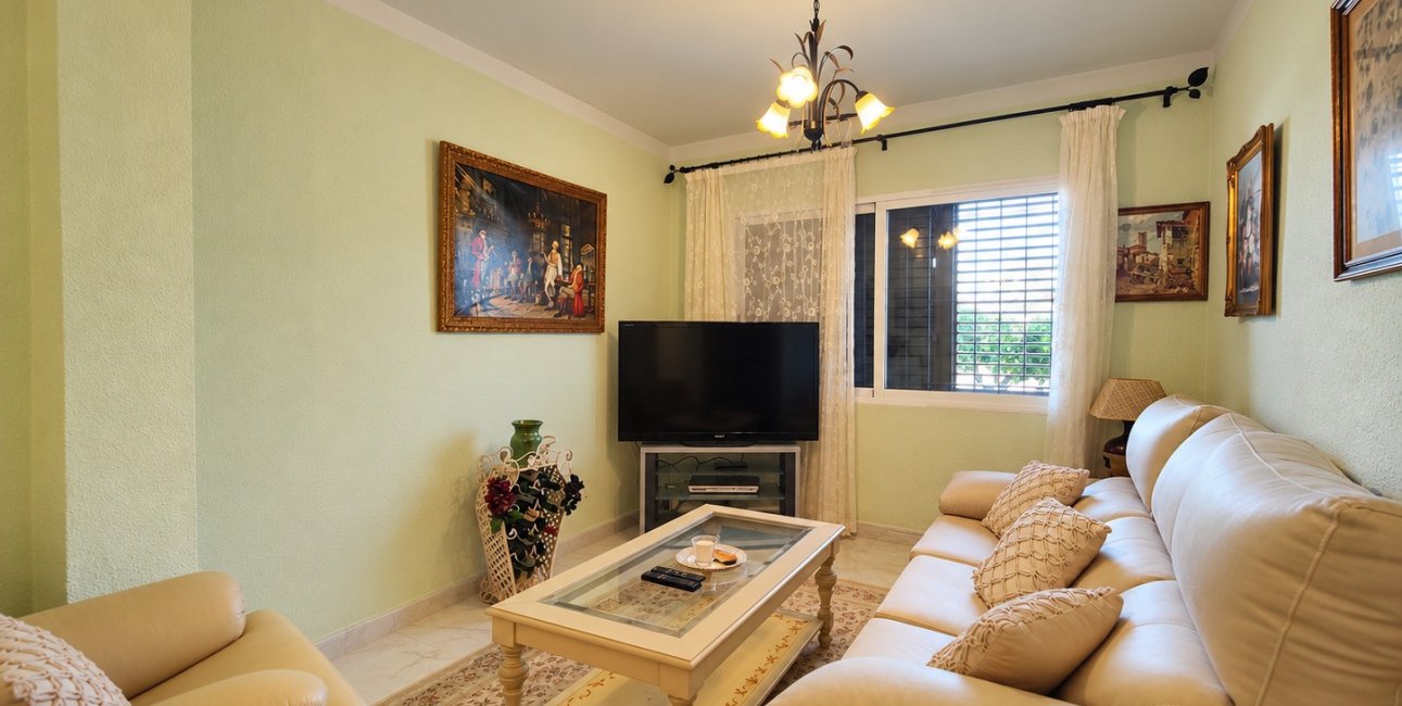 Reventa - Adosado -
Torrevieja - Torrevieja - Centre