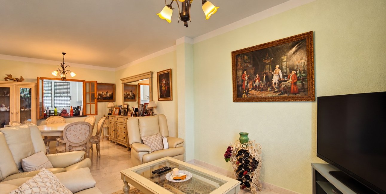 Reventa - Adosado -
Torrevieja - Torrevieja - Centre