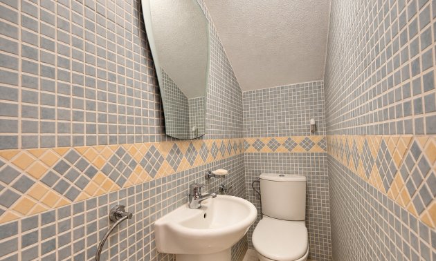 Reventa - Adosado -
Torrevieja - Torrevieja - Centre