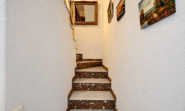 Reventa - Adosado -
Torrevieja - Torrevieja - Centre