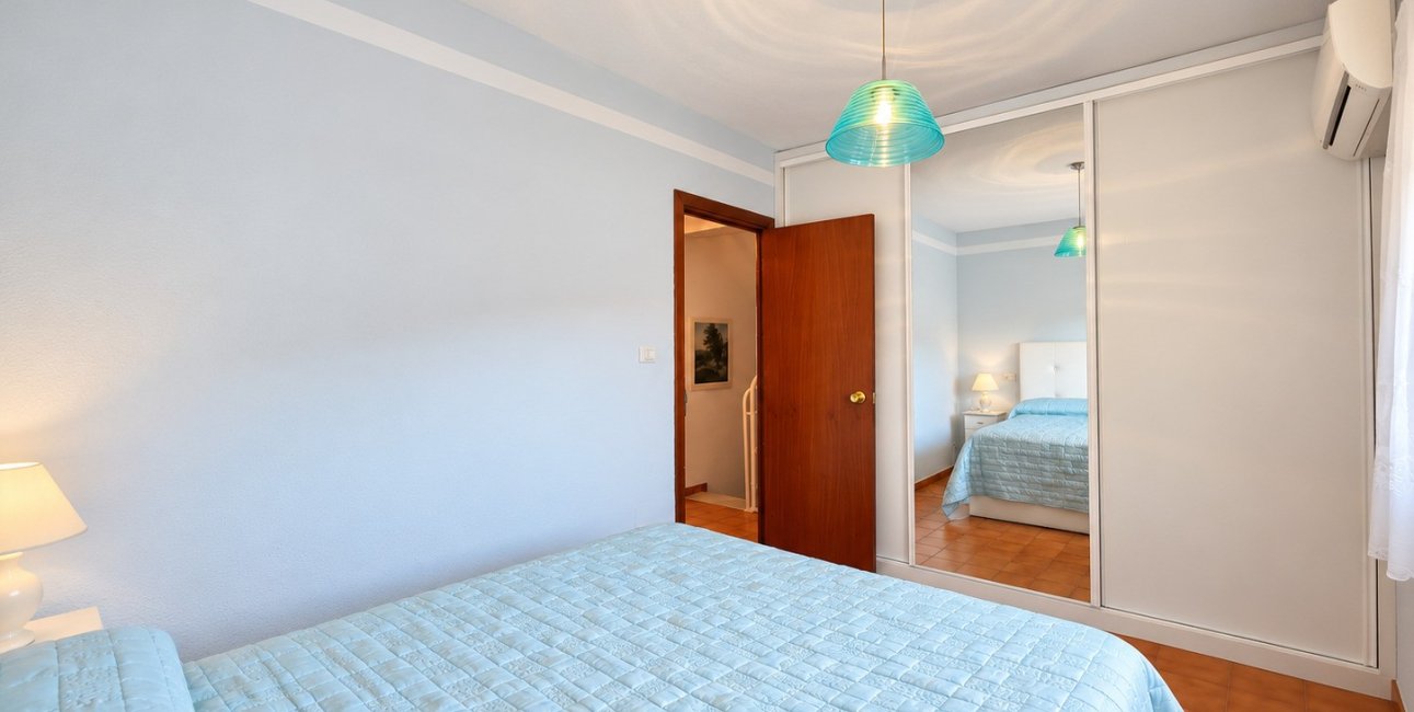 Reventa - Adosado -
Torrevieja - Torrevieja - Centre