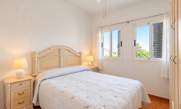 Reventa - Adosado -
Torrevieja - Torrevieja - Centre
