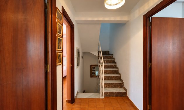 Reventa - Adosado -
Torrevieja - Torrevieja - Centre