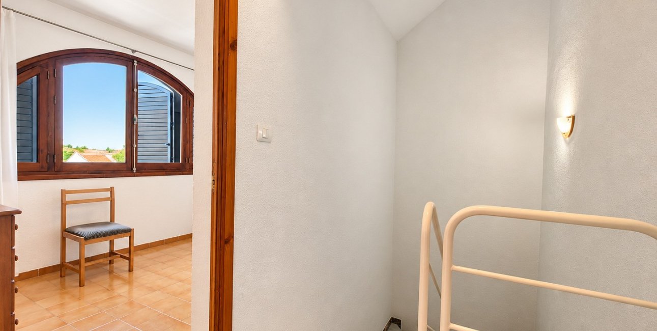 Reventa - Adosado -
Torrevieja - Torrevieja - Centre