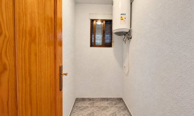 Reventa - Adosado -
Torrevieja - Torrevieja - Centre