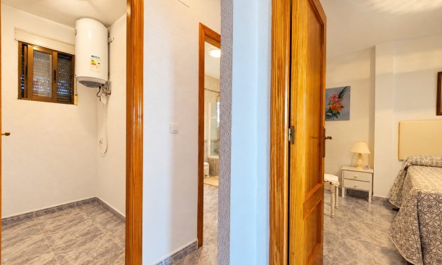 Reventa - Adosado -
Torrevieja - Torrevieja - Centre