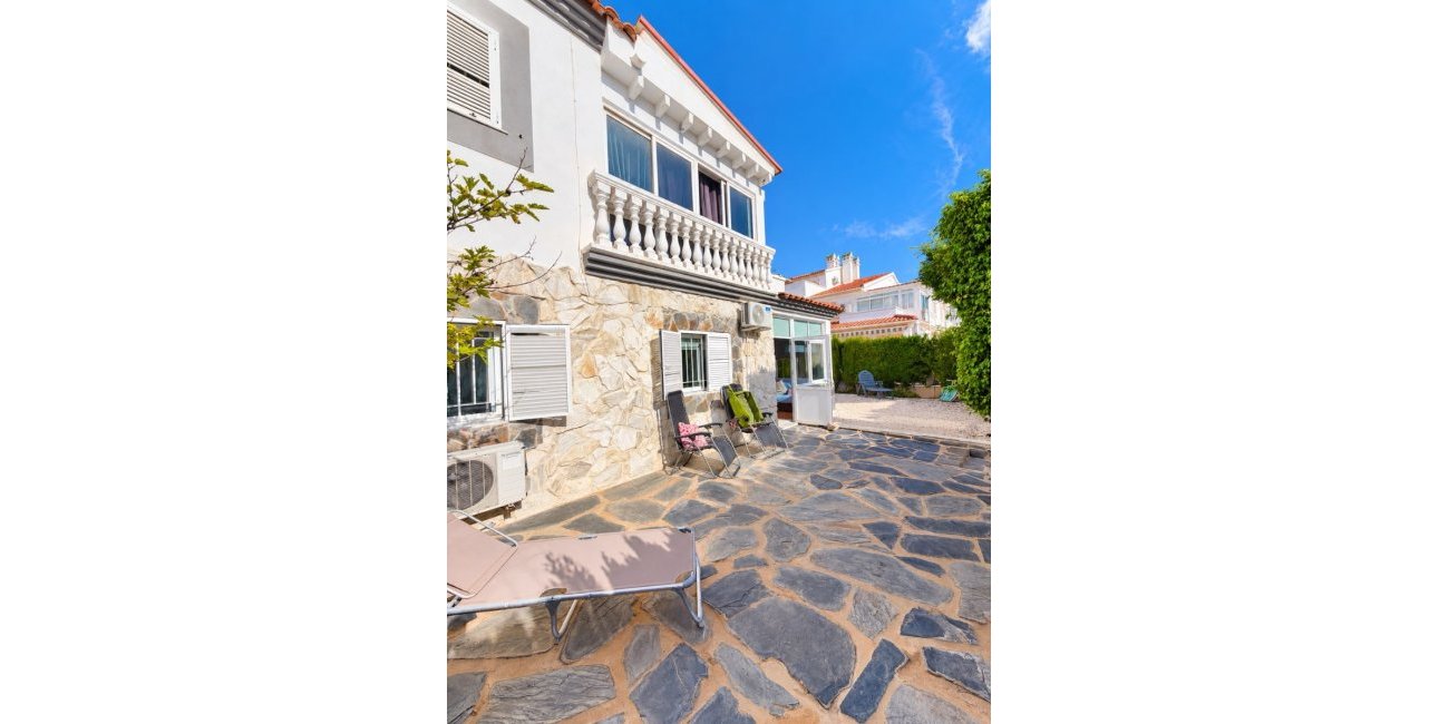 Resale - Townhouse -
Orihuela Costa - Playa Flamenca