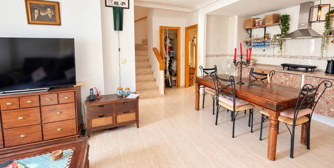 Resale - Townhouse -
Orihuela Costa - Playa Flamenca