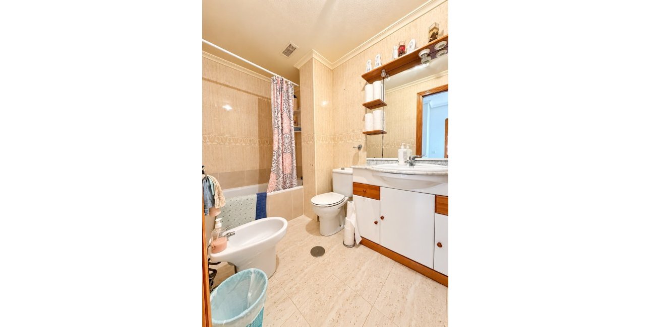 Resale - Townhouse -
Orihuela Costa - Playa Flamenca