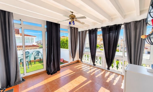 Resale - Townhouse -
Orihuela Costa - Playa Flamenca