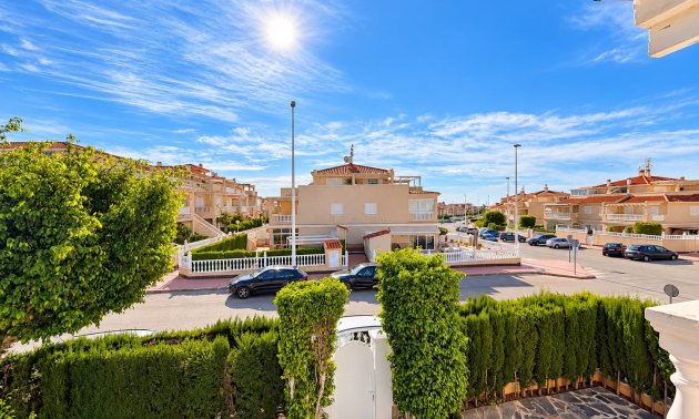 Resale - Townhouse -
Orihuela Costa - Playa Flamenca