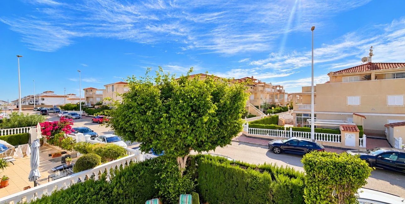 Resale - Townhouse -
Orihuela Costa - Playa Flamenca