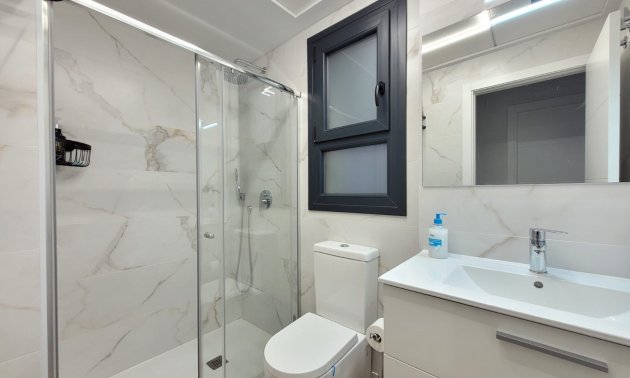 Resale - Apartment / flat -
Orihuela Costa - Villamartin