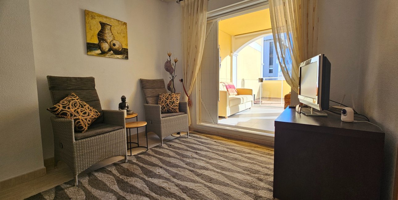 Resale - Apartment / flat -
Torrevieja - Torreblanca