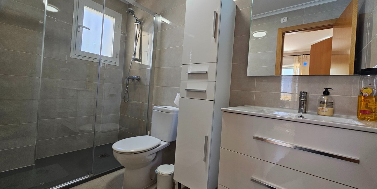 Resale - Apartment / flat -
Torrevieja - Torreblanca