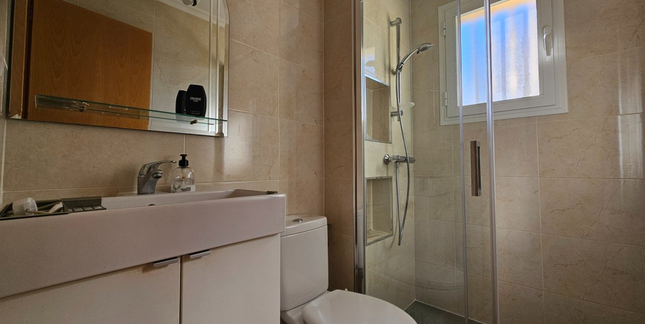 Resale - Apartment / flat -
Torrevieja - Torreblanca