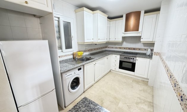 Resale - Apartment / flat -
Orihuela Costa - Villamartin