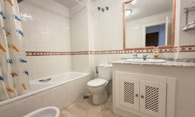 Resale - Apartment / flat -
Orihuela Costa - Villamartin