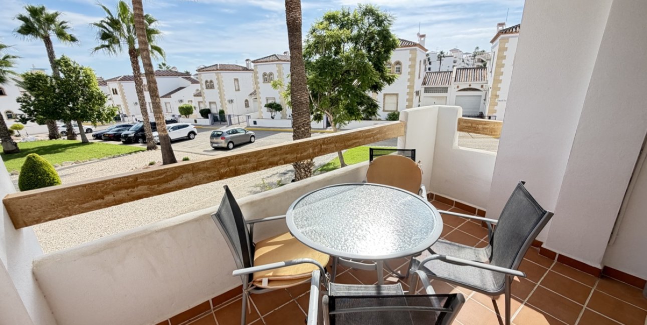 Resale - Apartment / flat -
Orihuela Costa - Villamartin