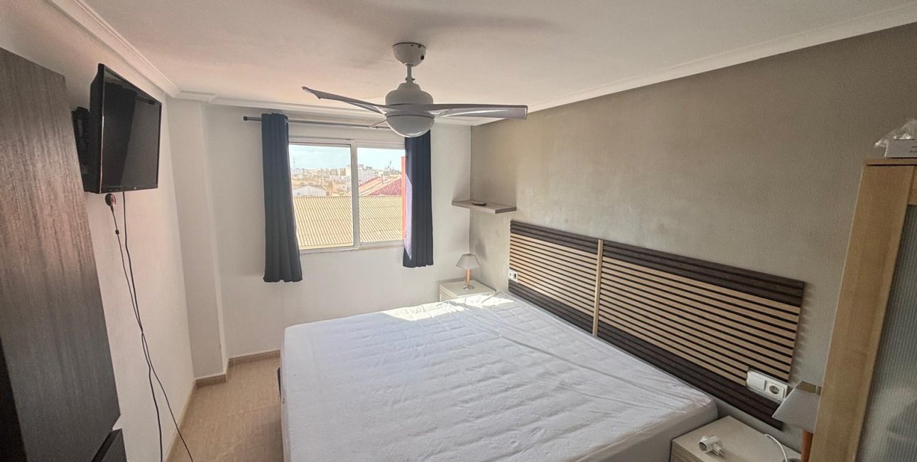 Resale - Apartment / flat -
Almoradi - Almoradi - Town