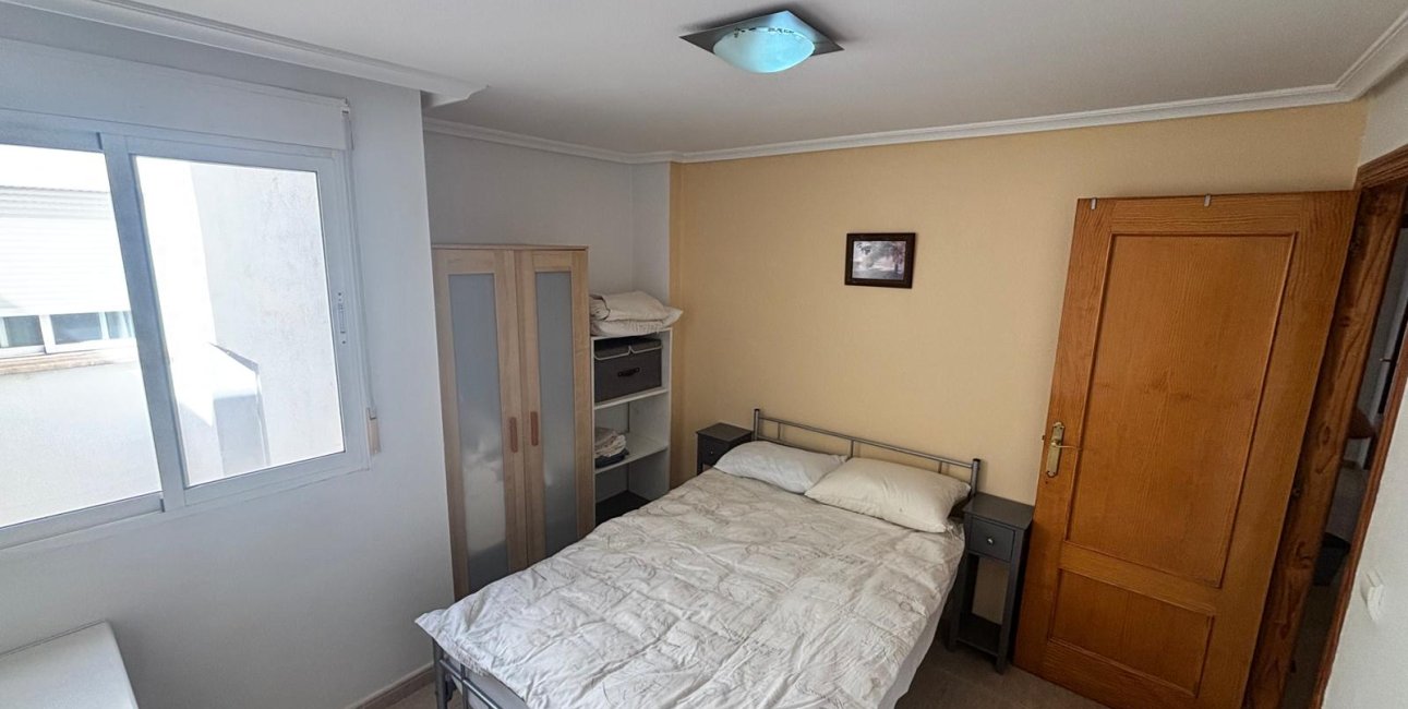 Resale - Apartment / flat -
Almoradi - Almoradi - Town