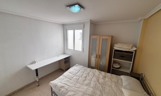 Resale - Apartment / flat -
Almoradi - Almoradi - Town