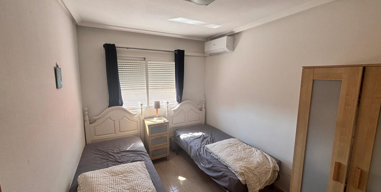 Resale - Apartment / flat -
Almoradi - Almoradi - Town
