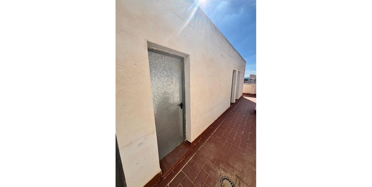 Resale - Apartment / flat -
Almoradi - Almoradi - Town