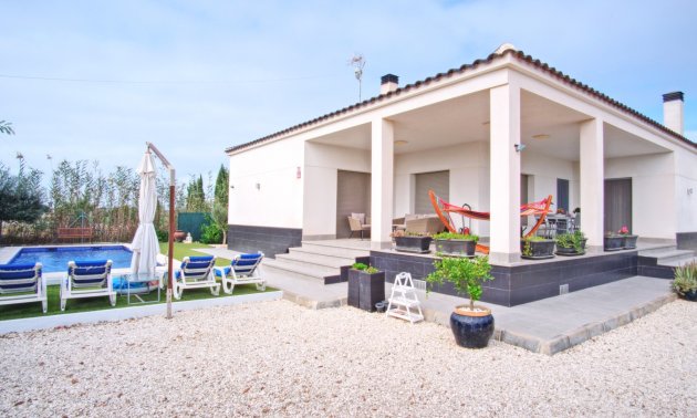 Resale - Country House -
Dolores - Dolores - Country