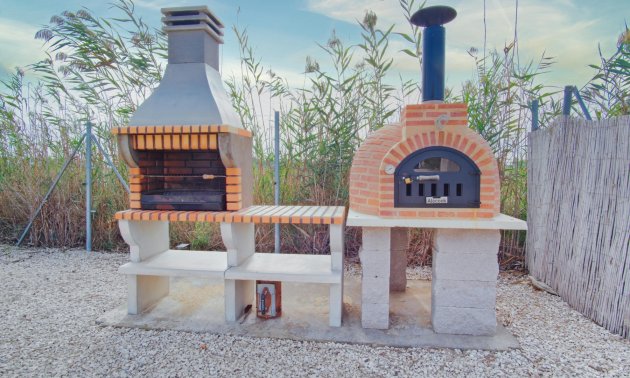 Resale - Country House -
Dolores - Dolores - Country