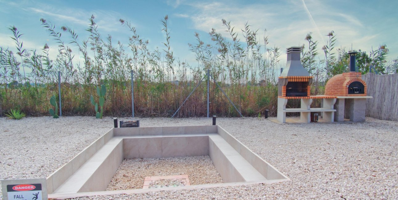 Resale - Country House -
Dolores - Dolores - Country