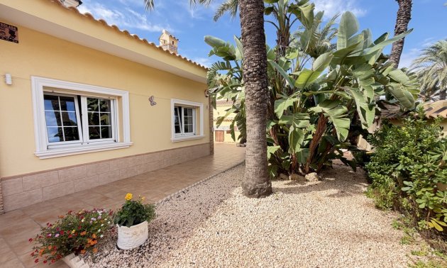 Resale - Villa -
Orihuela Costa - Cabo Roig