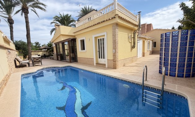 Resale - Villa -
Orihuela Costa - Cabo Roig