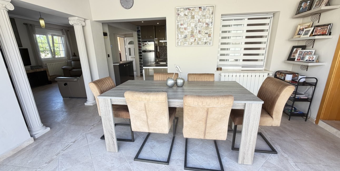 Resale - Villa -
Orihuela Costa - Cabo Roig