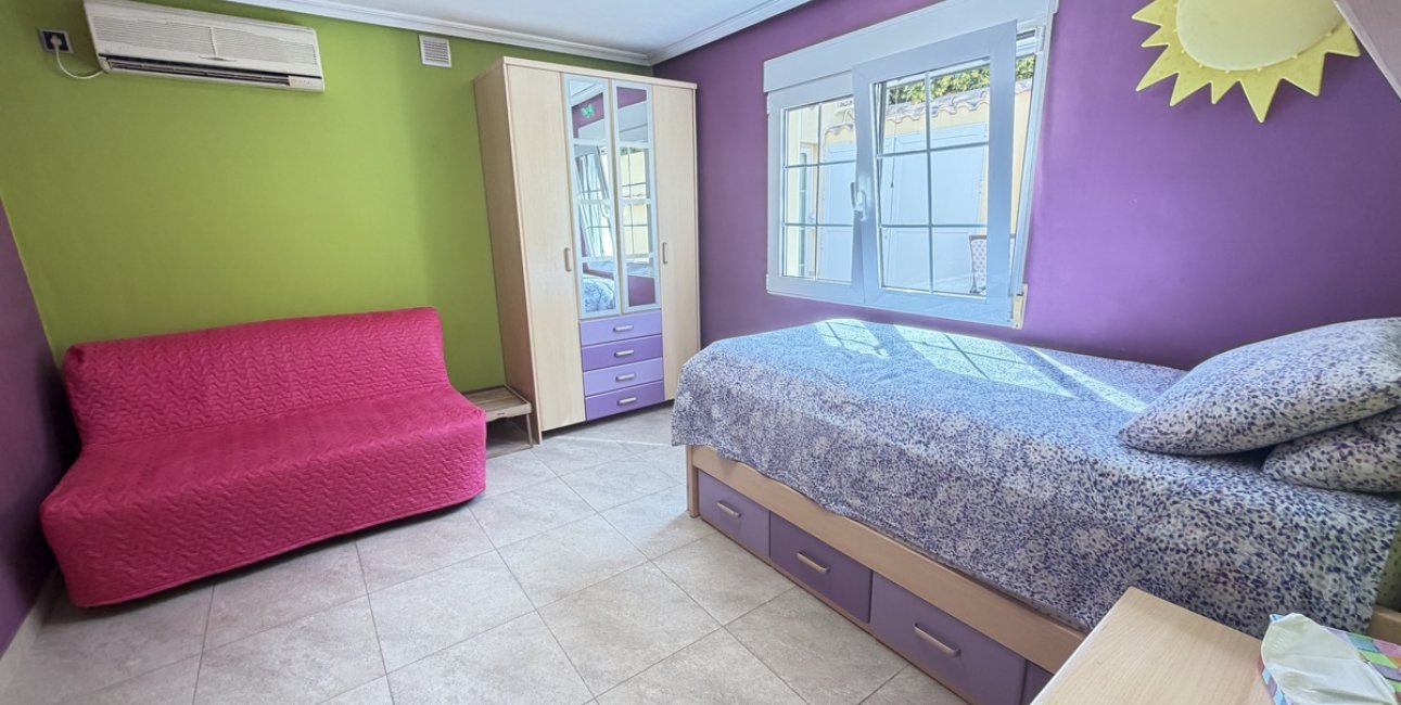 Resale - Villa -
Orihuela Costa - Cabo Roig