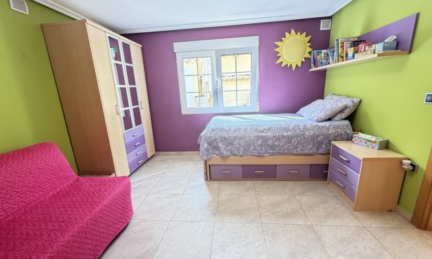 Resale - Villa -
Orihuela Costa - Cabo Roig
