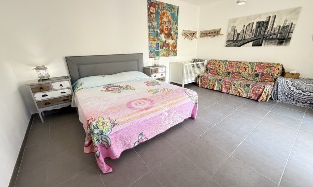 Resale - Villa -
Orihuela Costa - Cabo Roig