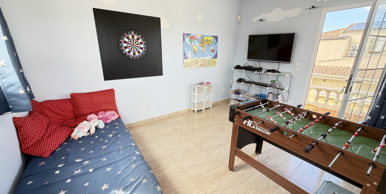 Resale - Villa -
Orihuela Costa - Cabo Roig