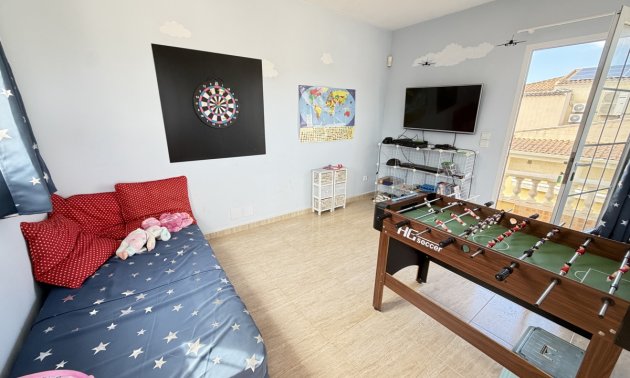 Resale - Villa -
Orihuela Costa - Cabo Roig