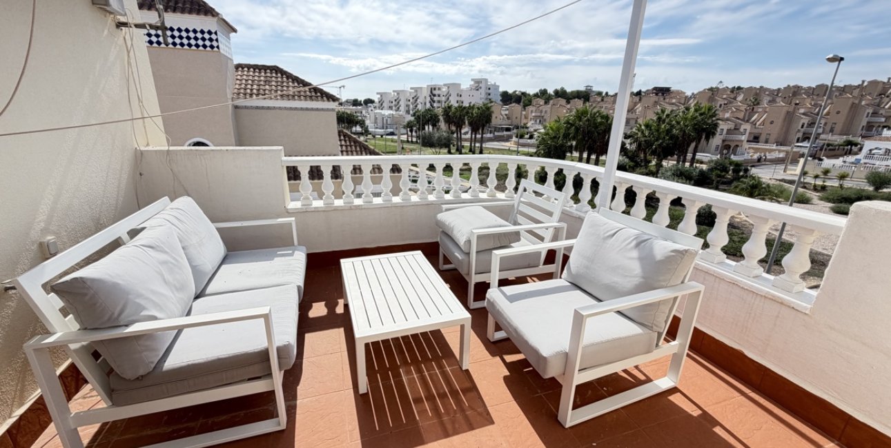 Resale - Villa -
Orihuela Costa - El Galan
