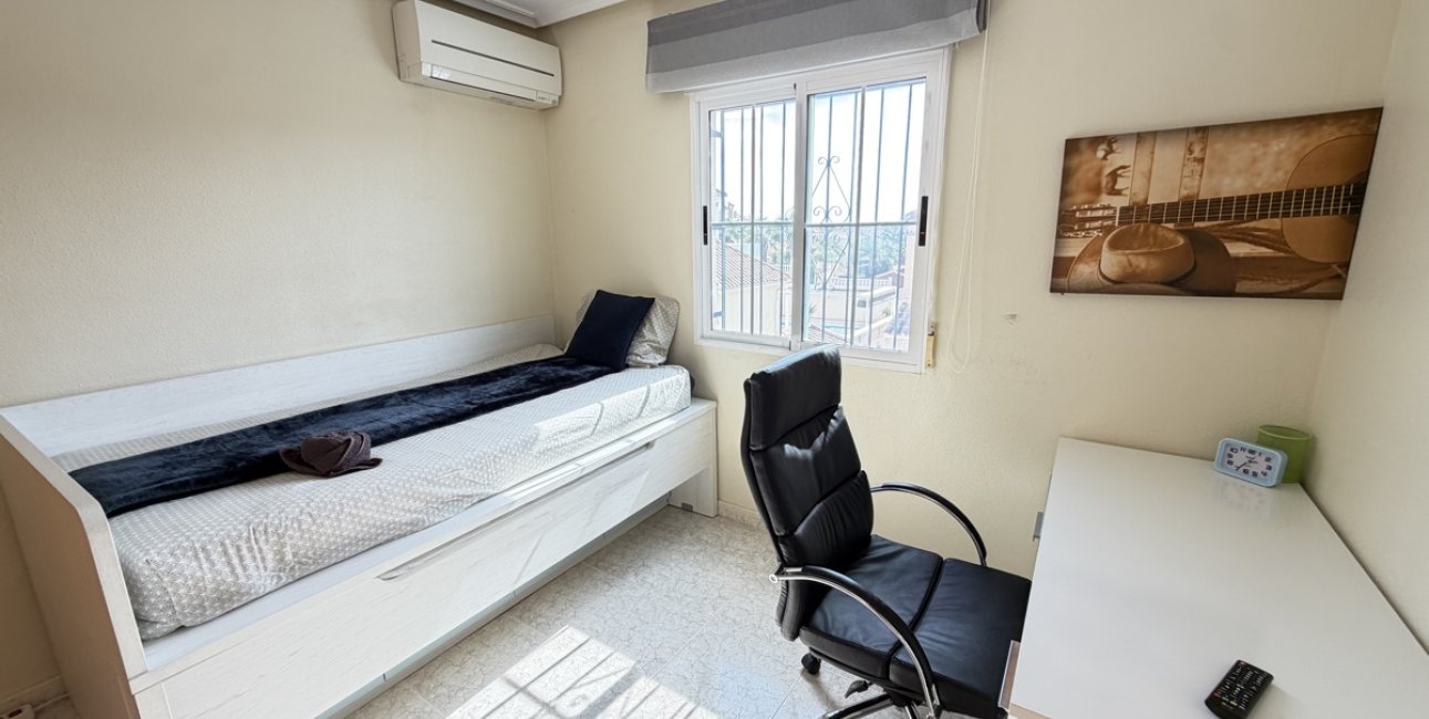 Resale - Villa -
Orihuela Costa - El Galan