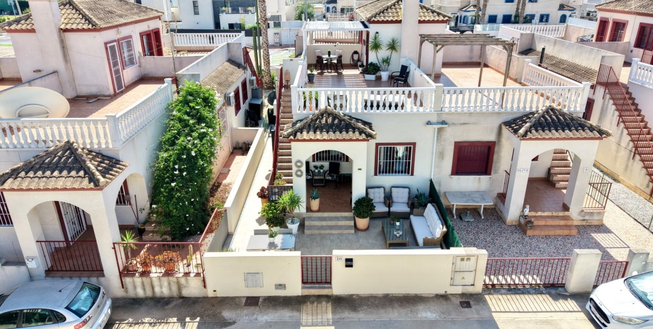 Resale - Townhouse -
Daya Vieja - Daya Vieja - Town