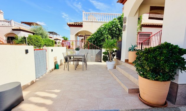 Resale - Townhouse -
Daya Vieja - Daya Vieja - Town