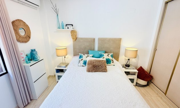 Resale - Townhouse -
Daya Vieja - Daya Vieja - Town
